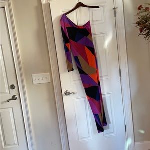 Awesome dress! Colors are vibrant Black, Purple, Orange, and tan!  Trina Turk!!